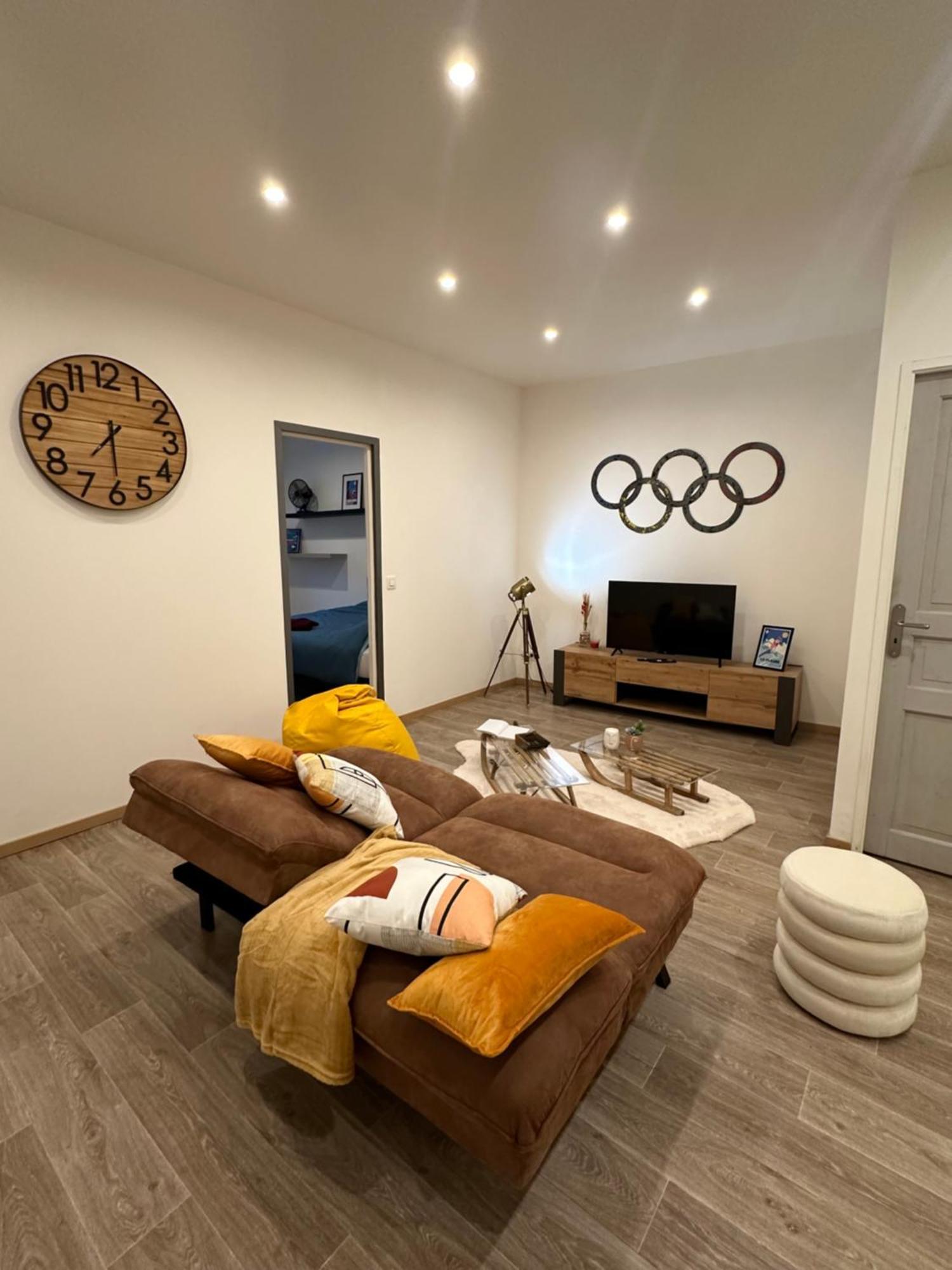 Le Refuge T3 Centre Ville 63M2 Pied Des Montagnes Albertville Buitenkant foto